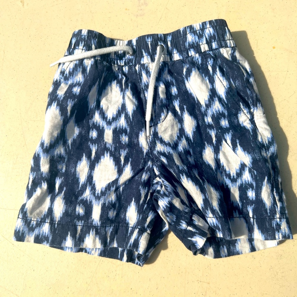 Baby Gap toddler shorts with ikat design